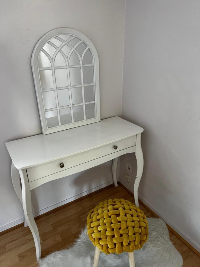 Belle Maison Familiale Proche Du Lac Bourges Zewnętrze zdjęcie